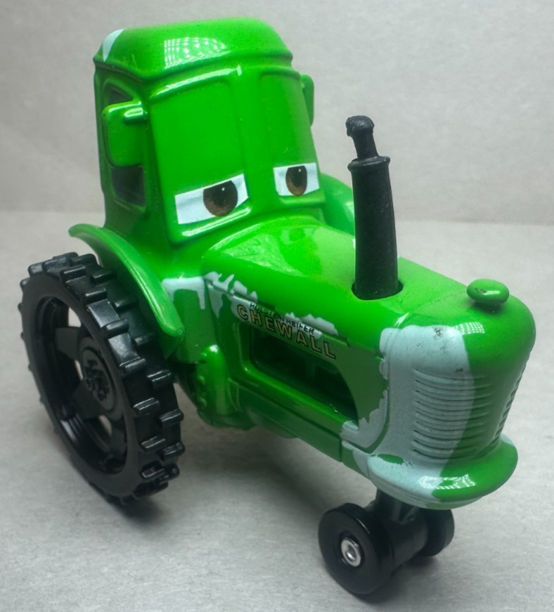 Disney Pixar Cars Green & White Tractor Cow Diecast Vehicle FC 1:55 Scale