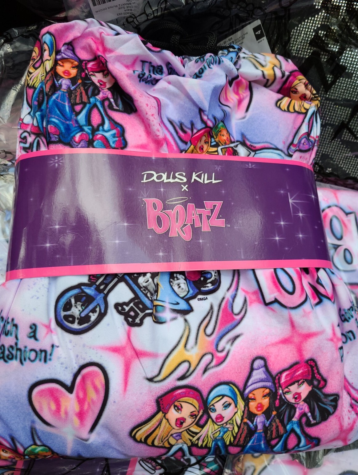 NEW Bratz Dolls Twin Sheet Set Sheet Set w/ Drawstring Bag Hot N' Unbothered
