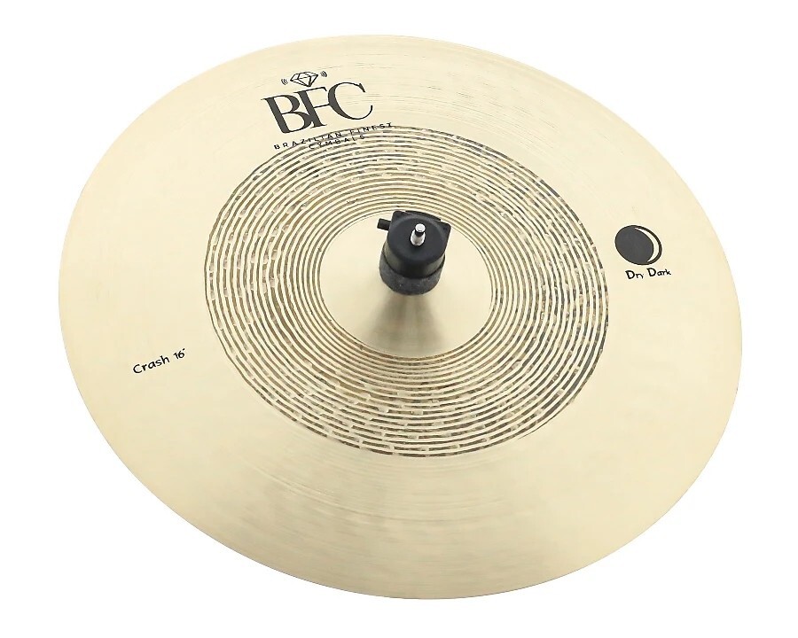 Dry Dark Crash 16"