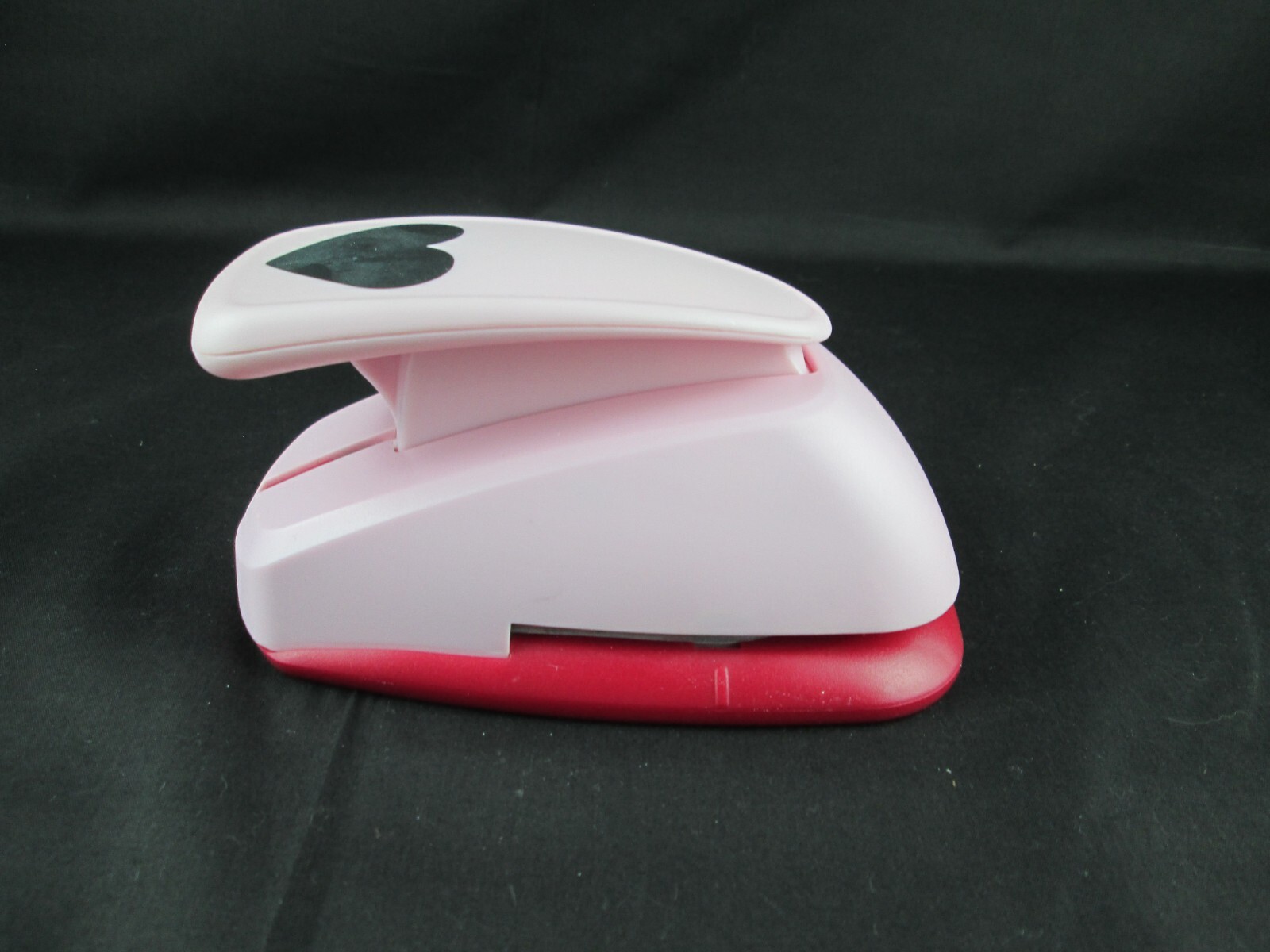 MARVY UCHIDA LARGE HEART PAPER PUNCH