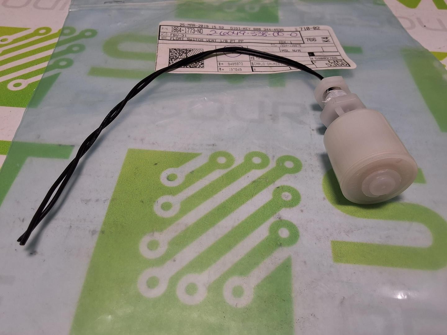 FSV-31 FLOAT SWITCH VERTICAL 1/8 PT PP