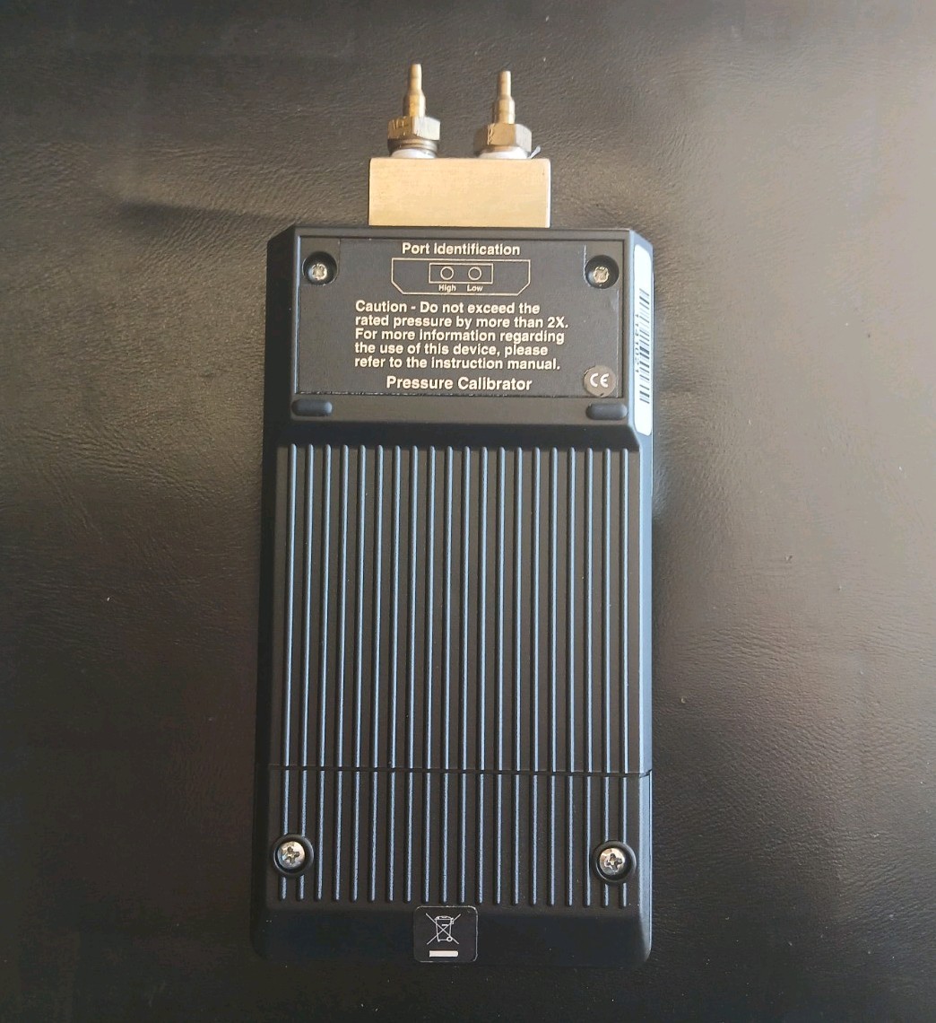 Martel Electronics T-140 Pressure Calibrator/Manometer main unit CLEAN W1B4