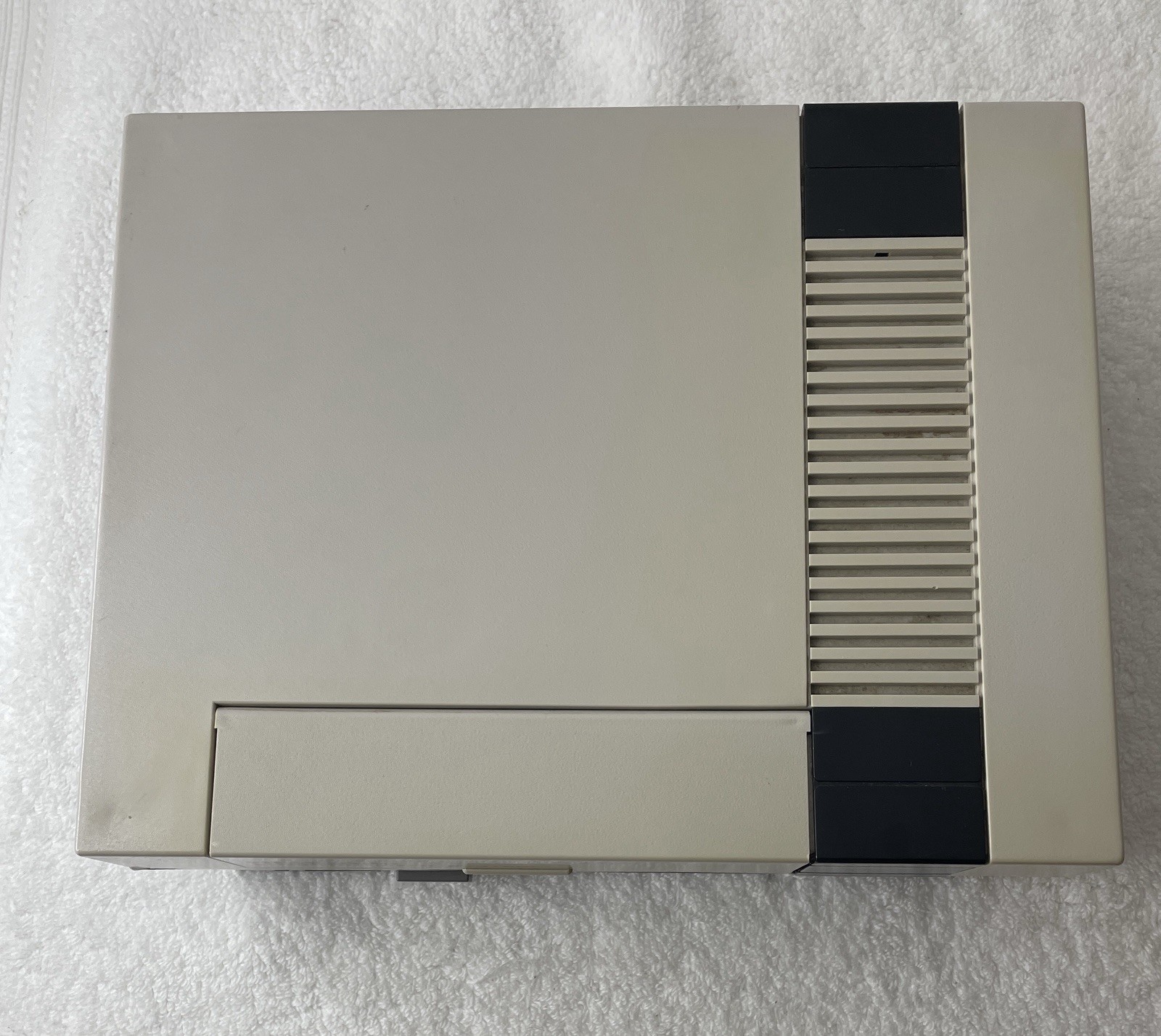 Nintendo NES Console System W/Games Bundle Lot - Cleaned - Tested