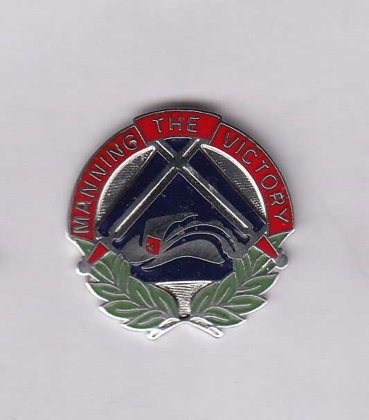 US Army 390th Personnel Group PG crest DUI badge G-23