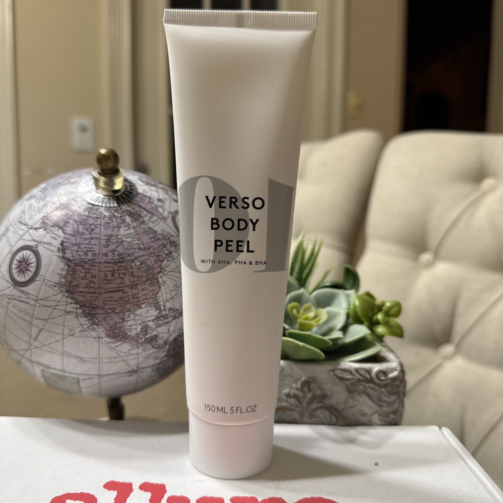 $66 Verso Skincare Women's Moisture Cleanser Body Peel 150 ML | 5fl oz