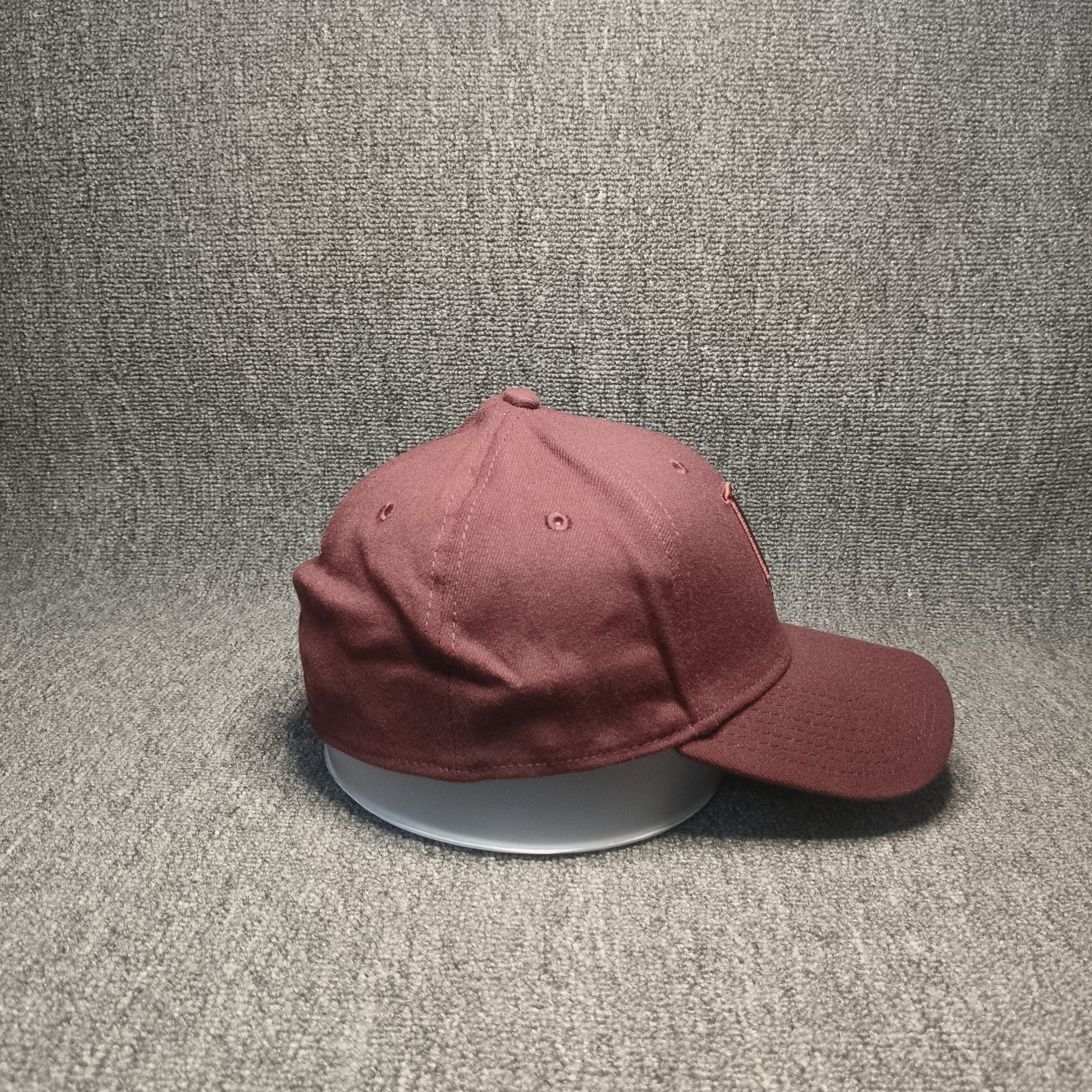 New Era Marvel Daredevil 39THIRTY Maroon Baseball Cap Hat Strapback J672