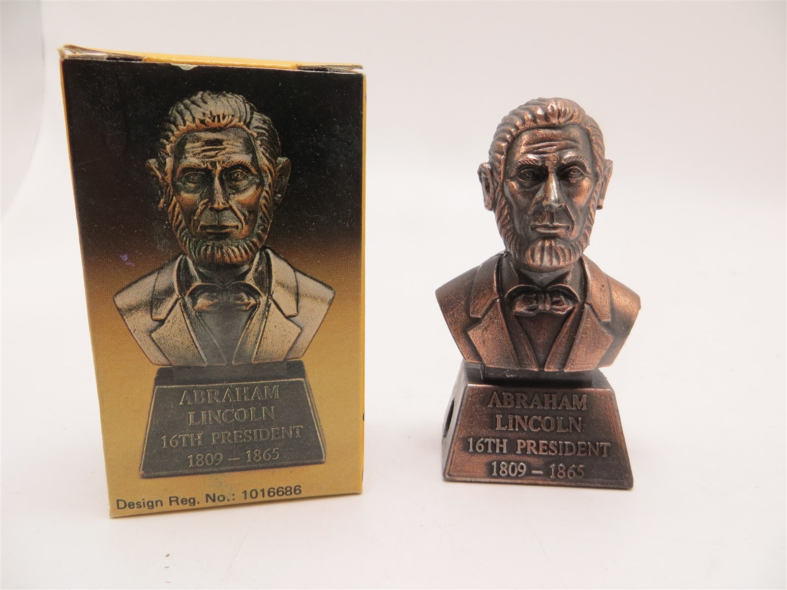 Die-Cast Miniature Antique Finished Pencil Sharpener - Abraham Lincoln 4627 NEW