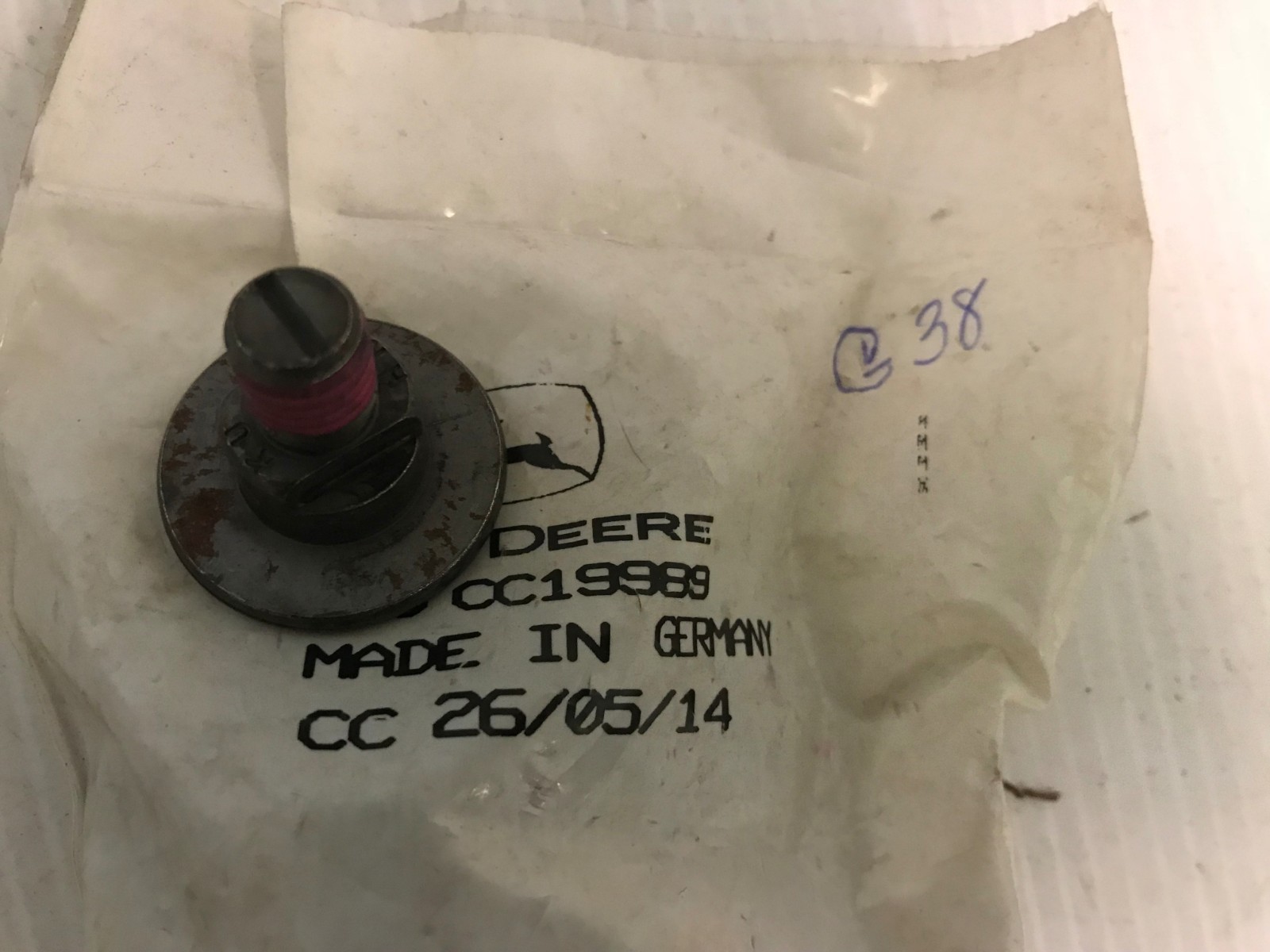 CC19989  GENUINE John Deere Original Equipment BOLT  QTY of 2   Replaces CC19334