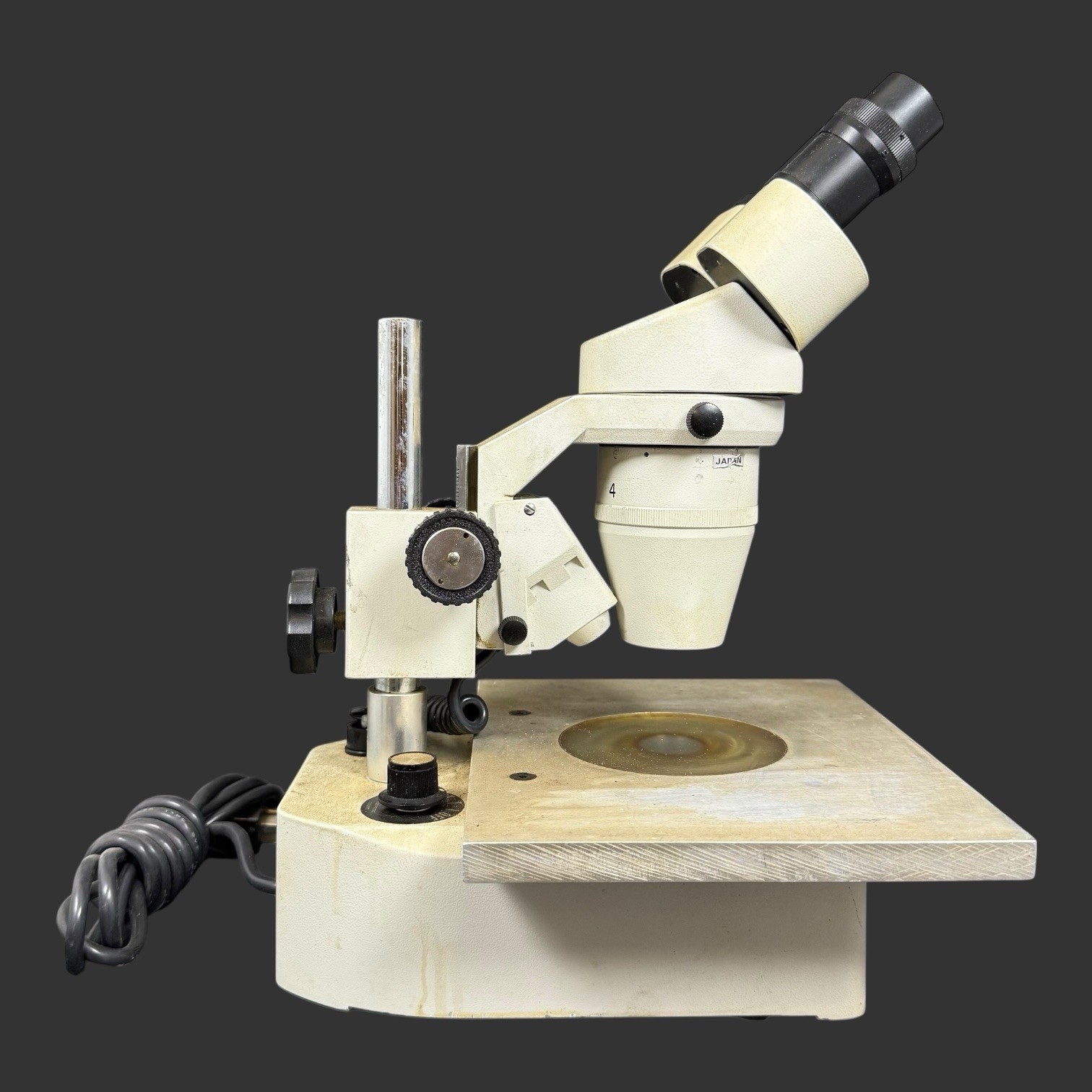 Vintage Edmund Scientific No. 864305 Microscope