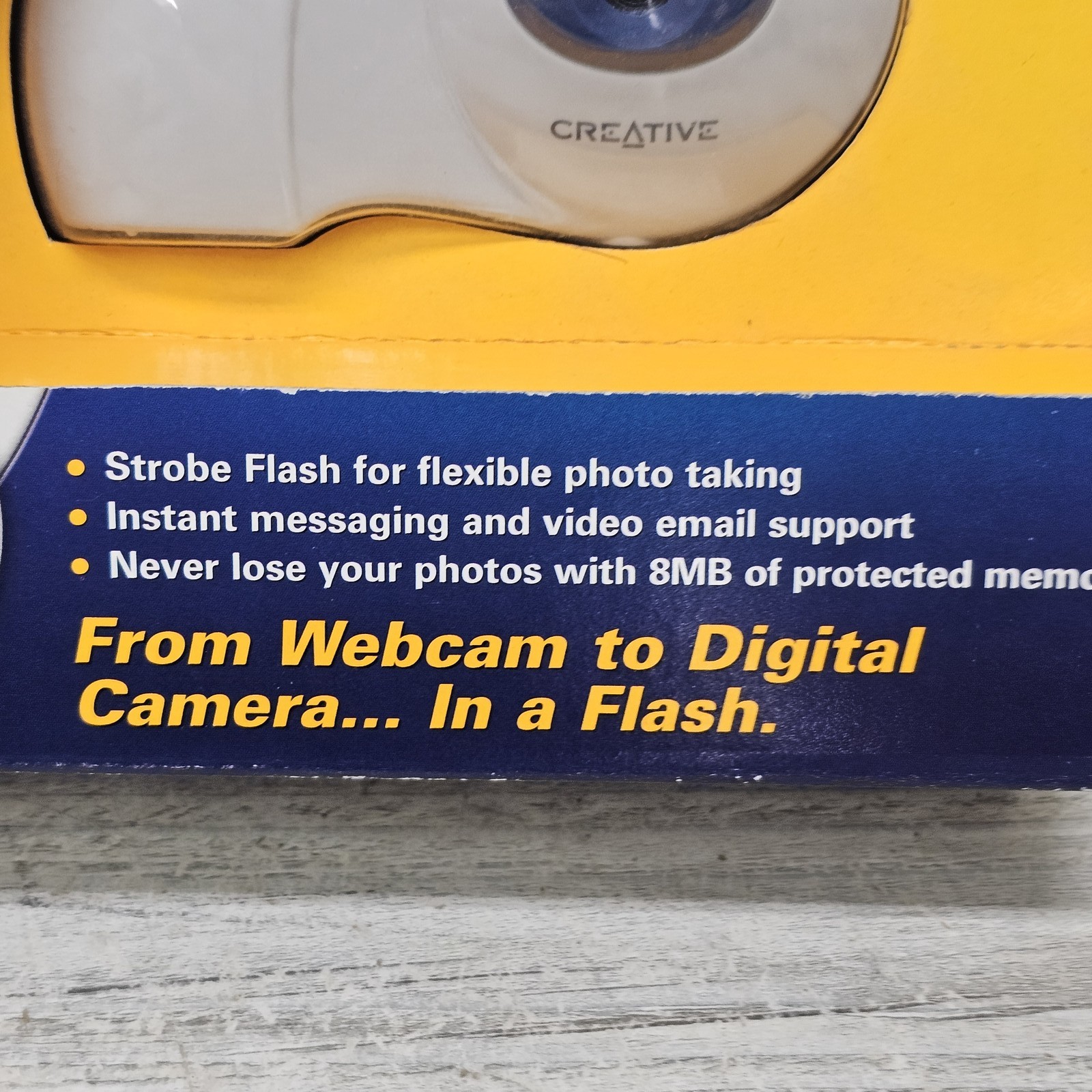 Creative PC-CAM 350 Webcam & Digital Camera with Strobe Flash USB 8MB Memory NEW