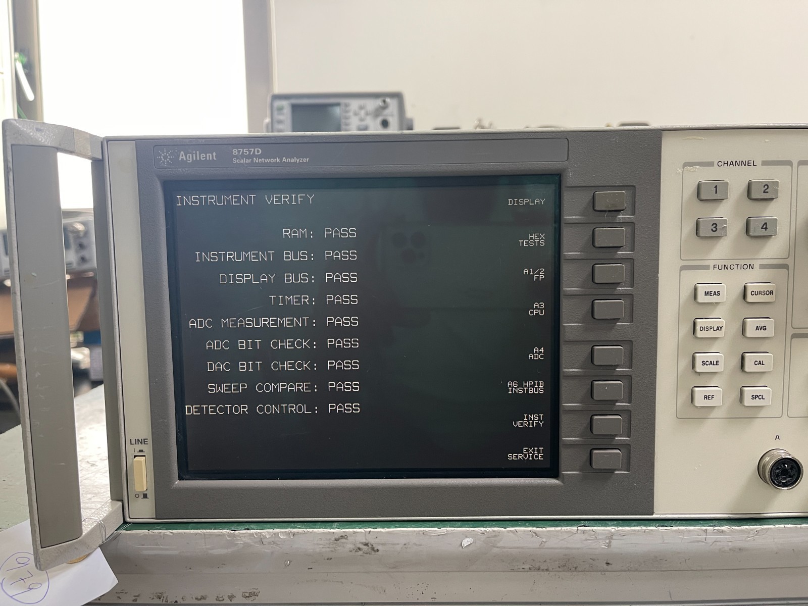 Agilent 8757D Scalar Network Analyzer 10MHz - 110GHz W/ Opt 001 _ 07737