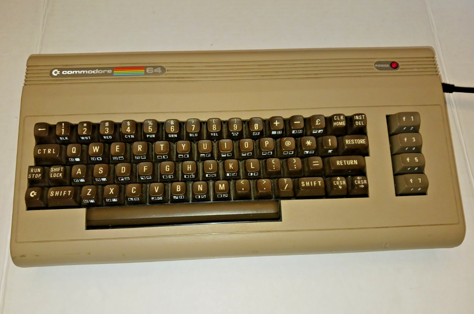 Vintage Commodore 64 Computer With Original Box and Power Supply Powers On