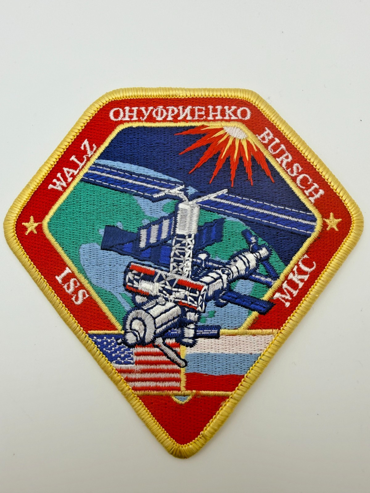 ISS Space Shuttle Endeavour Expedition 4 Space Station US Russia Mission Vintage