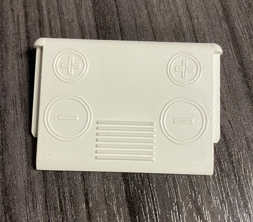 VERIFUSE PUMP MODEL V031010 BATTERY DOOR  (D26)