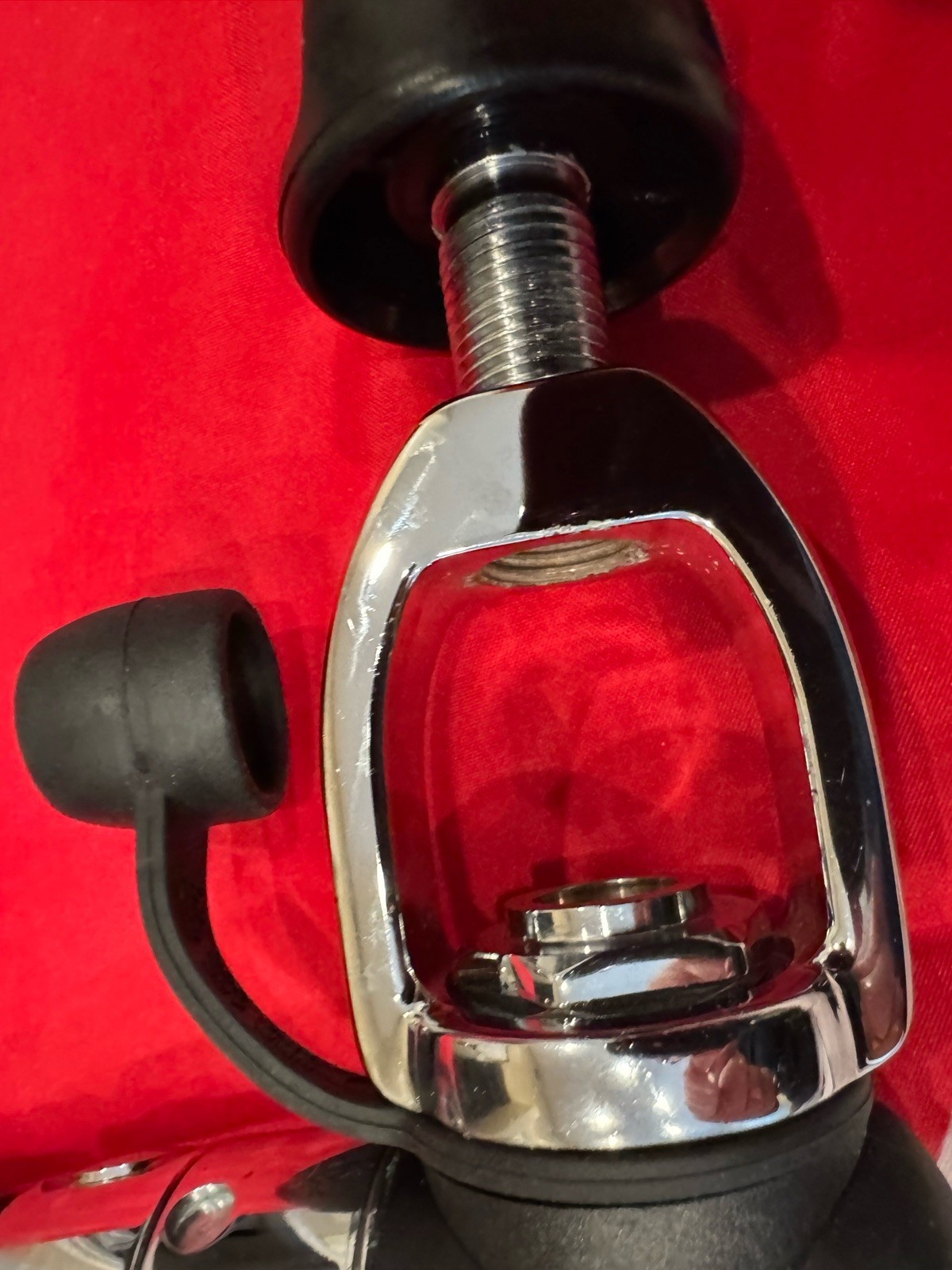 ATOMIC AQUATICS B2 SOLID BLACK EDITION REGULATOR LOOKS LIKE NEVER WET!