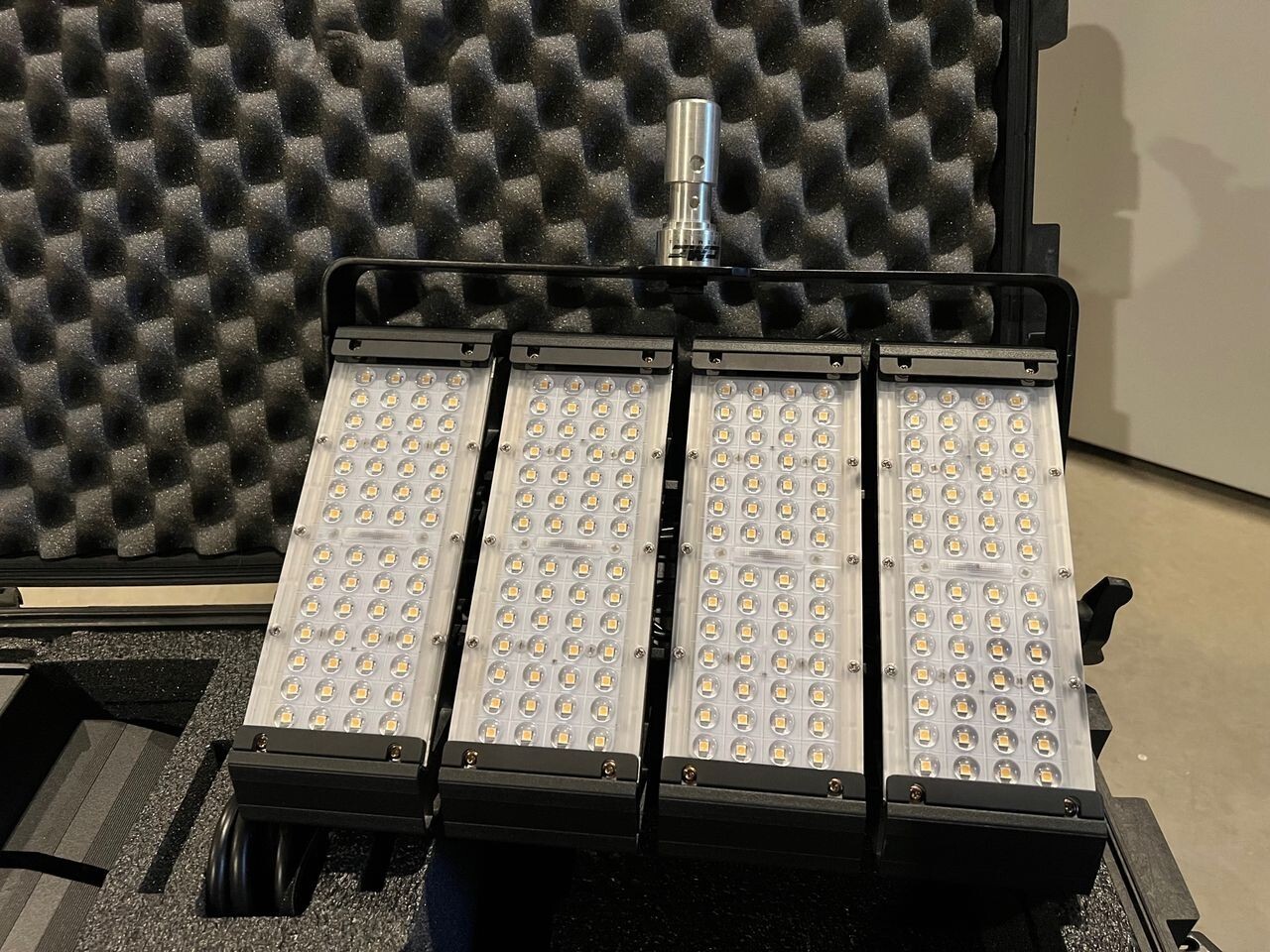 Karl Schultz 2X Brute Light 250W 35,000 Lumen Kit