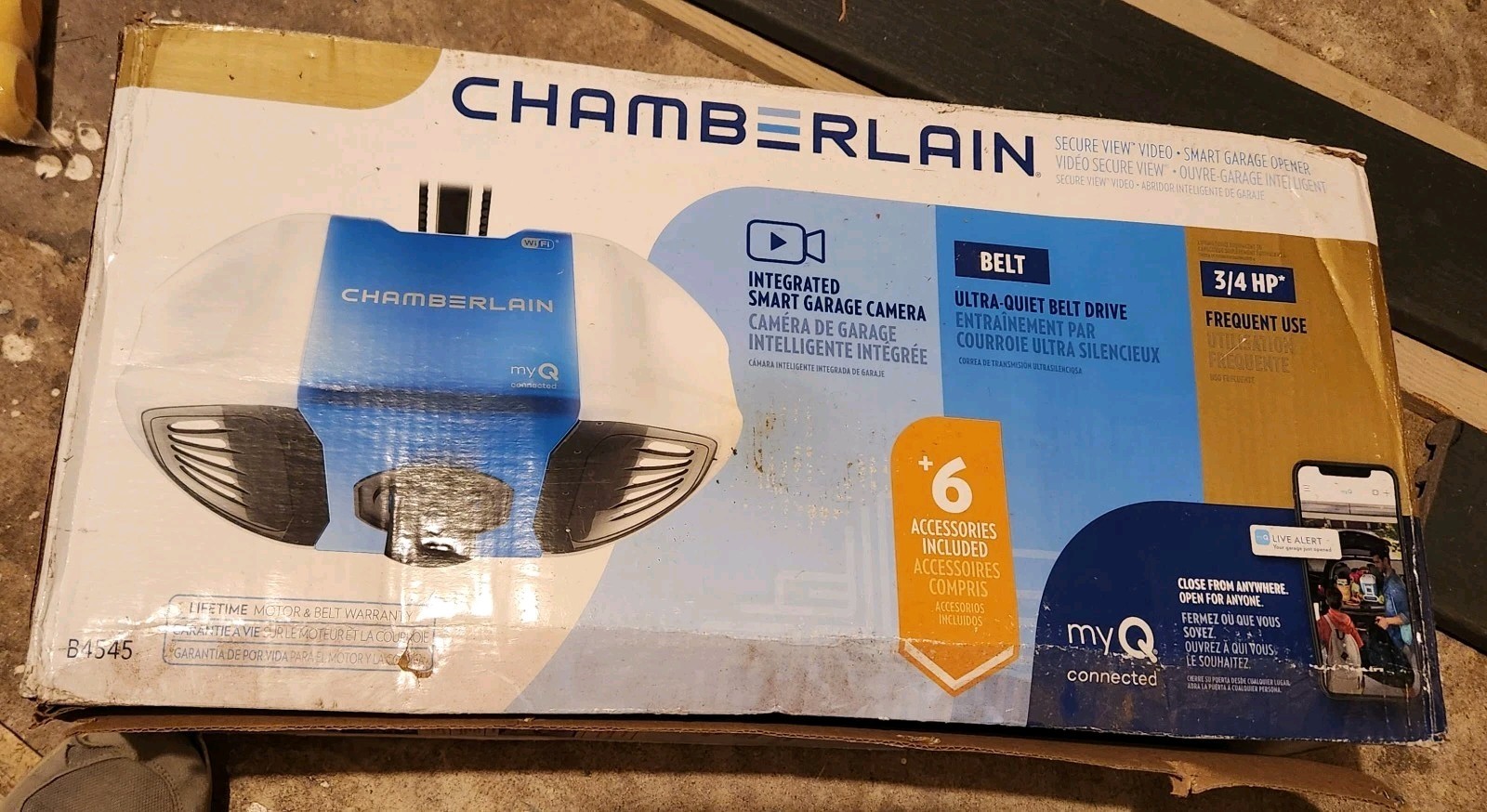 Chamberlain B4545 Integrated Smart Garage Camera/Door Opener System  3/4 HP