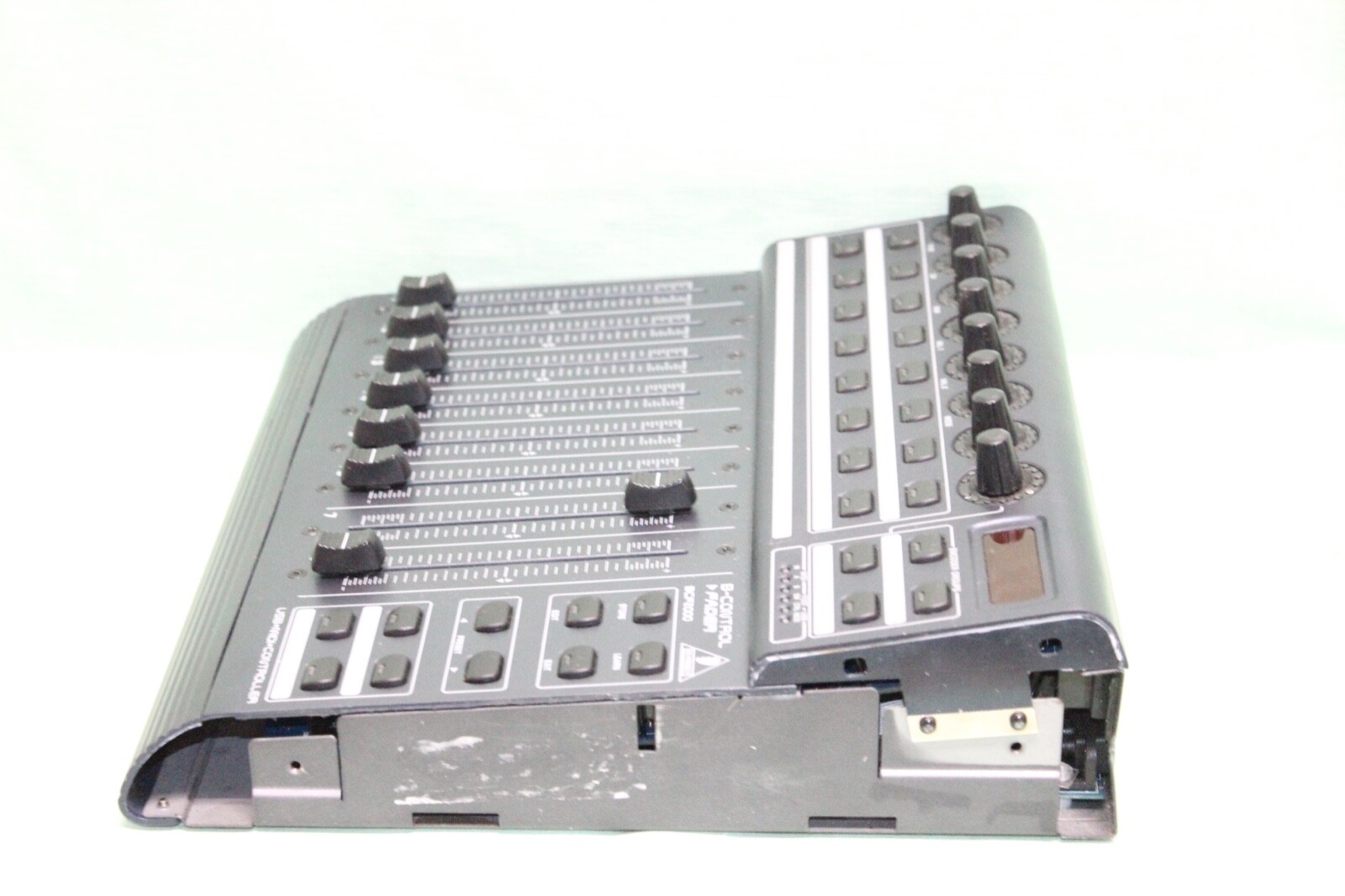 Behringer B-Control BCF2000 USB MIDI DAW Fader Controller NOT TESTED