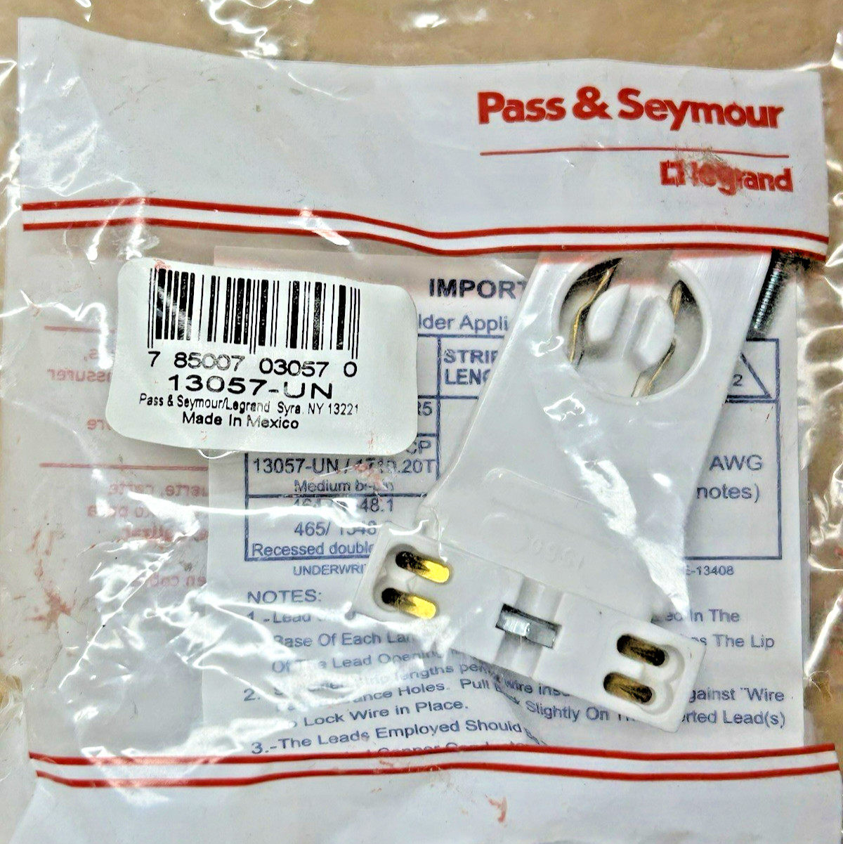 (10) PASS & SEYMOUR LEGRAND 13057-UN T8 Lamp Holder, Tombstone, NEW