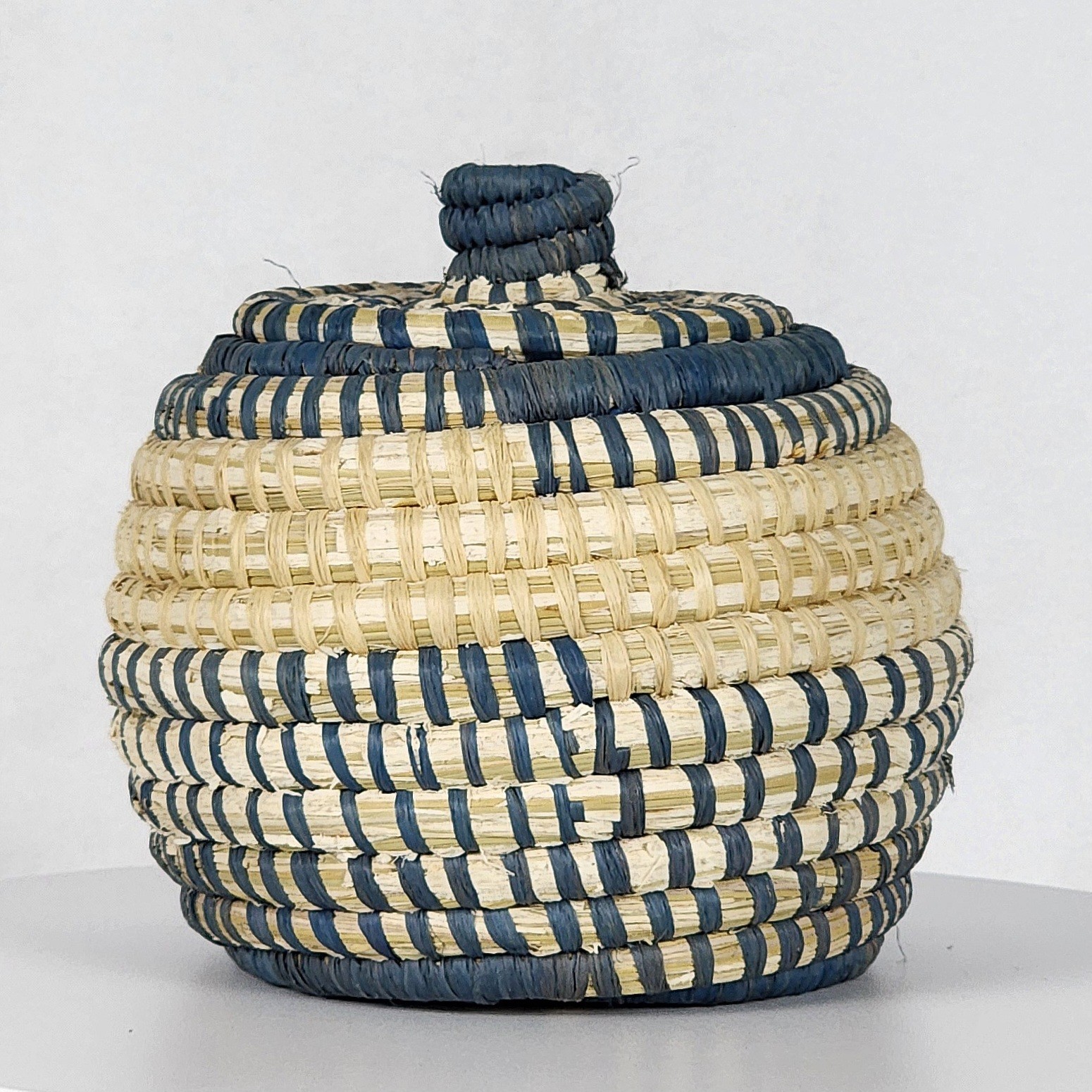 Threshold Woven Basket & Lid 6" x 6" Blue/Cream Handcrafted Rwanda w/Raffia NWT