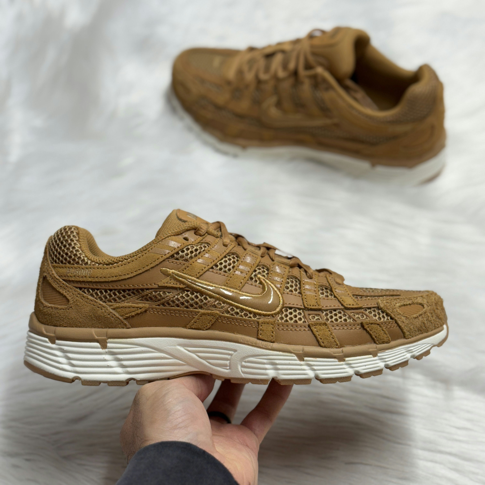 Nike P-6000 SE Flax Metallic Gold Sail Mens HF0015-201 NEW Multi Sz