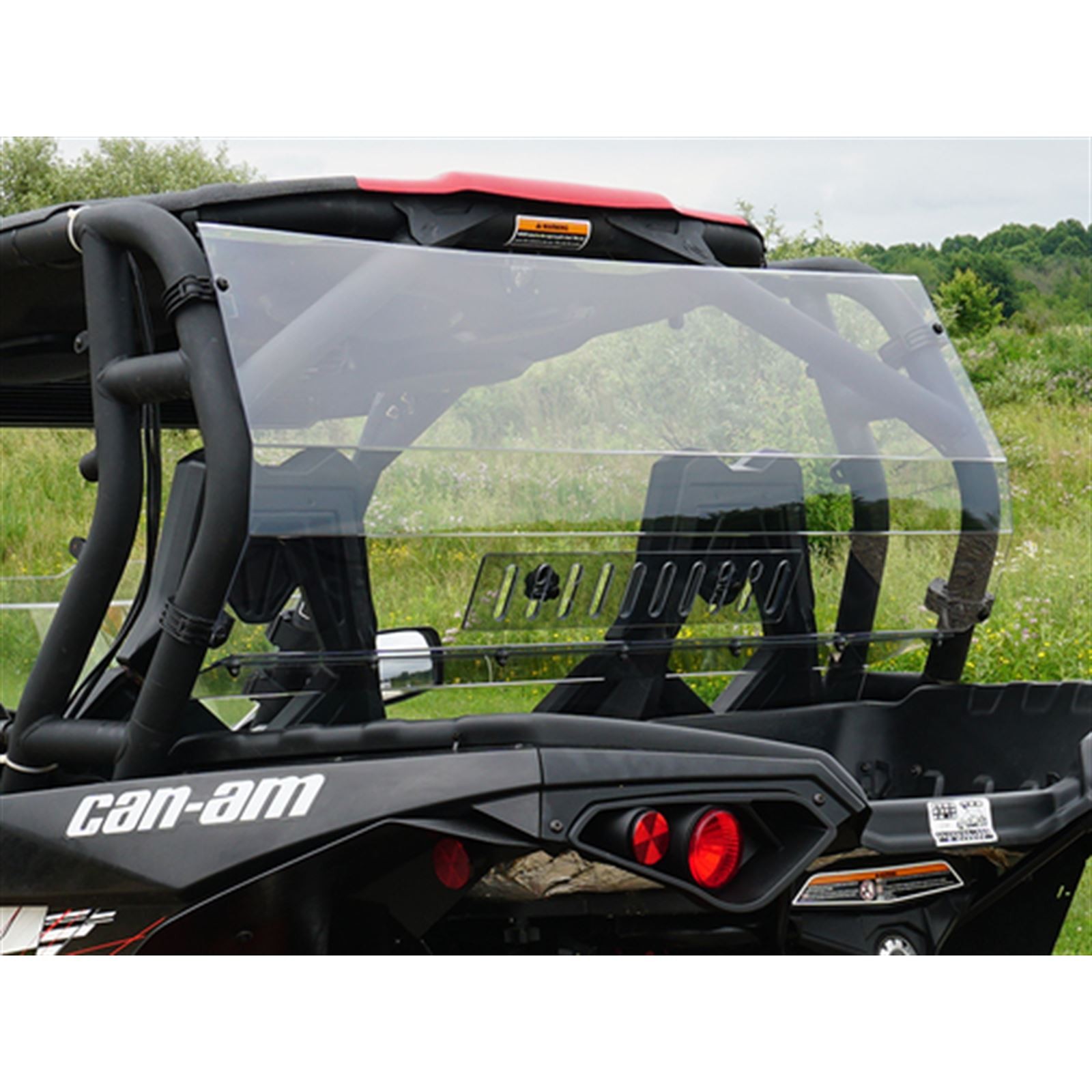 Spike Powersports Rear Windshield with Vent Can 77-2510-V-R
