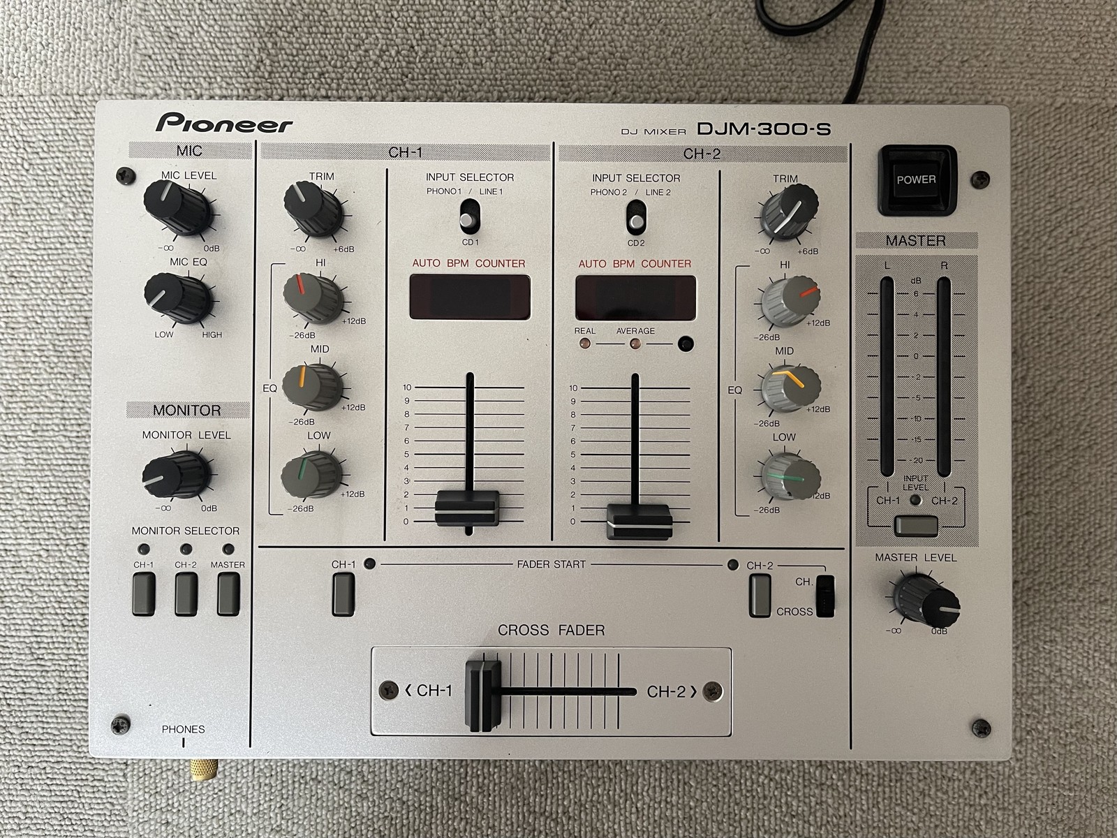 Pioneer DJM-300-S Silver 2-Channel DJ Mixer with BPM Counter RCA Cable Tested