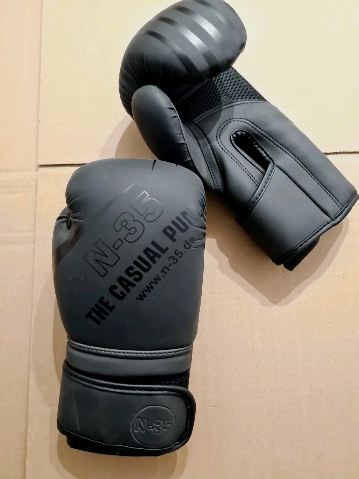 Kids Gloves 4 oz Boxing Gloves Boxing Muay Thai Sparring Kids Gloves N-35