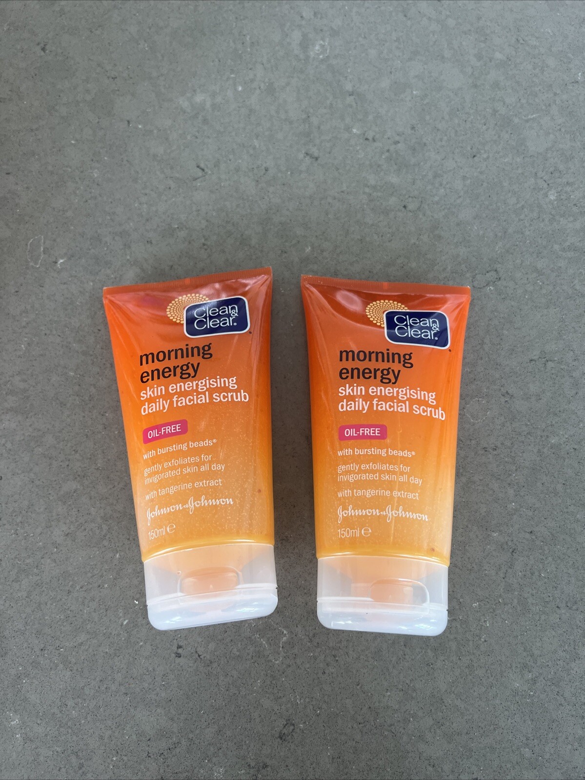 2 Pk Clean & Clear MORNING ENERGY Skin Energizing Daily FACIAL SCRUB Oil Free