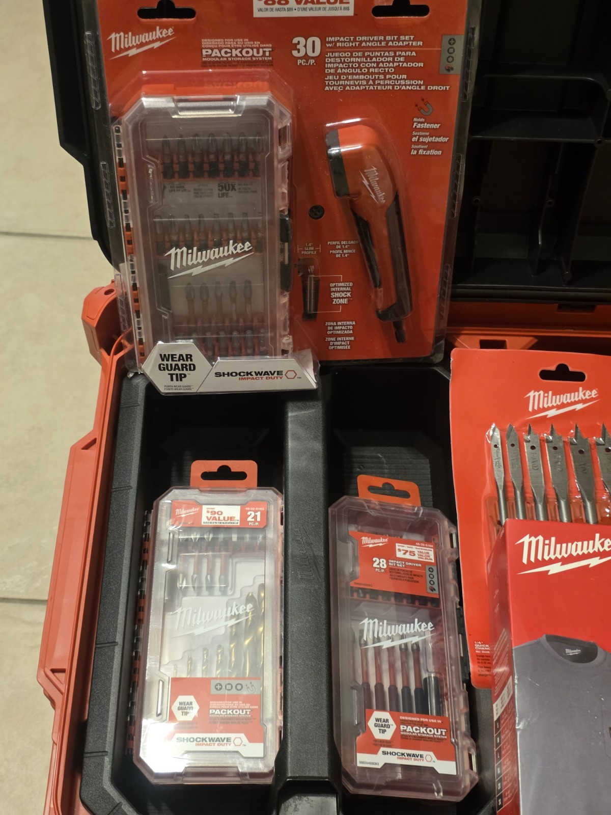 Milwaukee M18 Cordless 6 Tool/Packout, 12 accessories Combo Kit