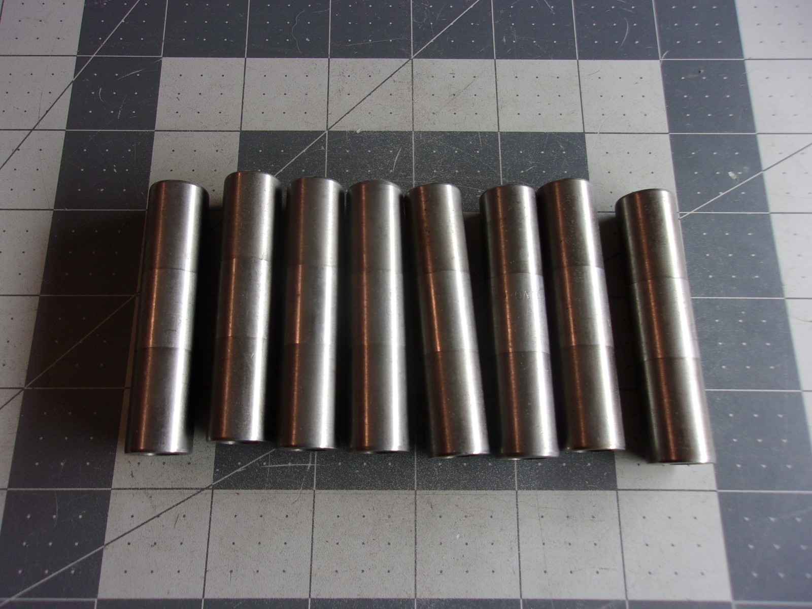 Clevite 217-3185 (8) Valve Guides VG690 OD 5/8" ID 3/8" OAL 2 3/4"