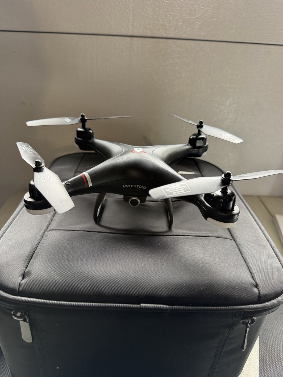 Holy Stone HS120D GPS Drone w Camera Remote Case Ready to Fly