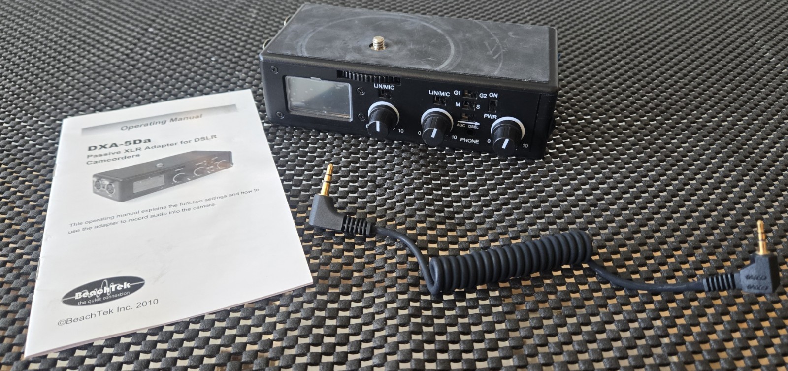 BeachTek DXA-5Da XLR Audio Interface for DSLR, Headphone Output, AGC Disable