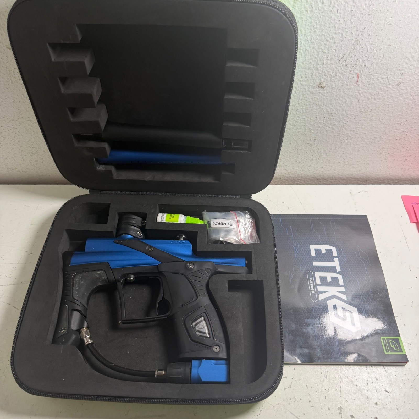 Planet Eclipse Etek 5 Blue Black 2-Piece Barrel Electronic Paintball Marker Gun