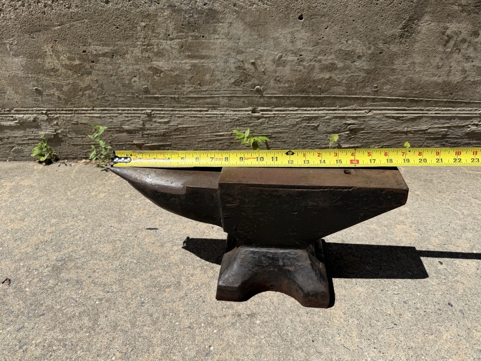 Vintage Vulcan Blacksmith Anvil - 73 Pounds