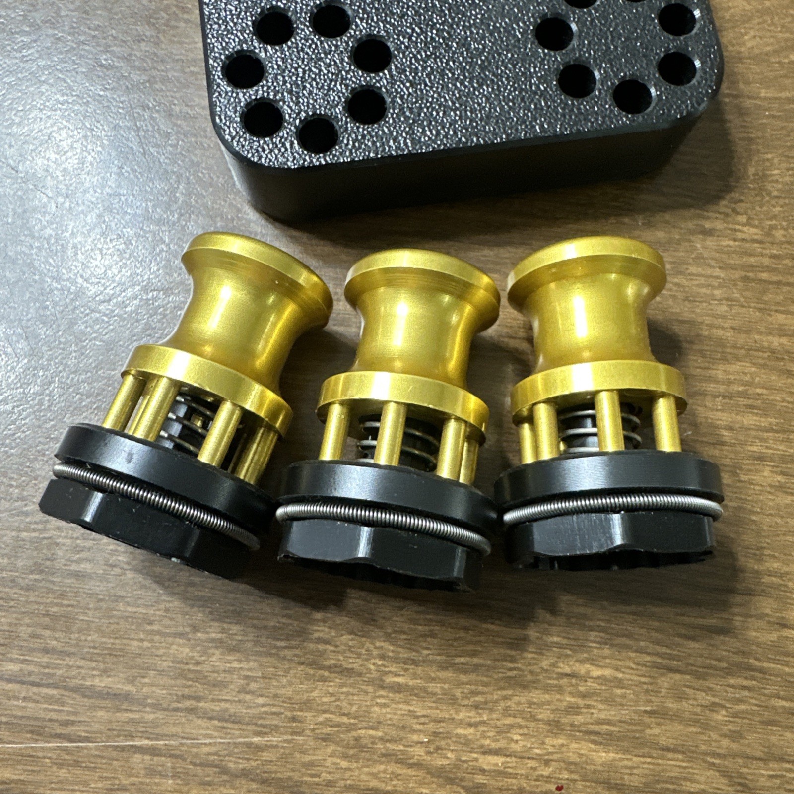 3 Speed Beez Smith & Wesson 351 Speed Loaders & Loading Block 22 Magnum
