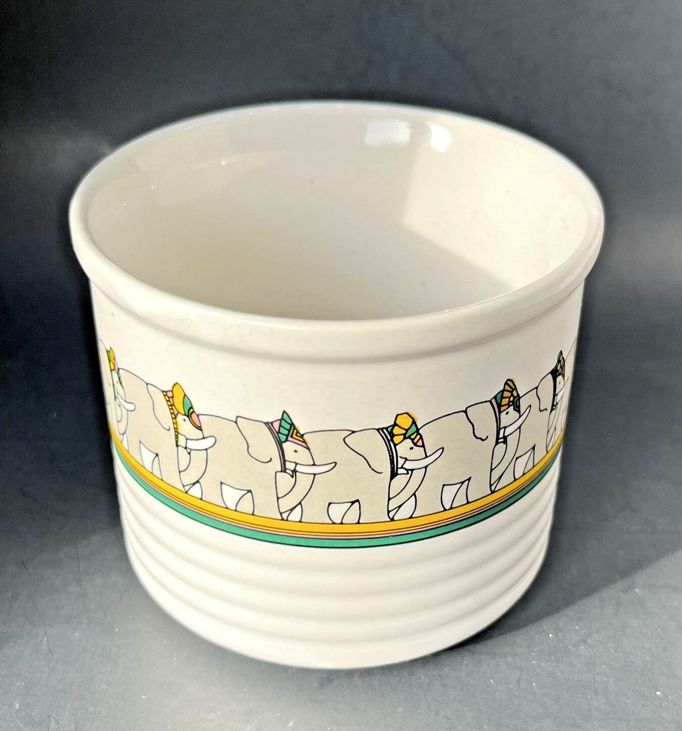 Napco Circle of Elephants 3.25" Planter White Glaze Gray, Green, Yellow