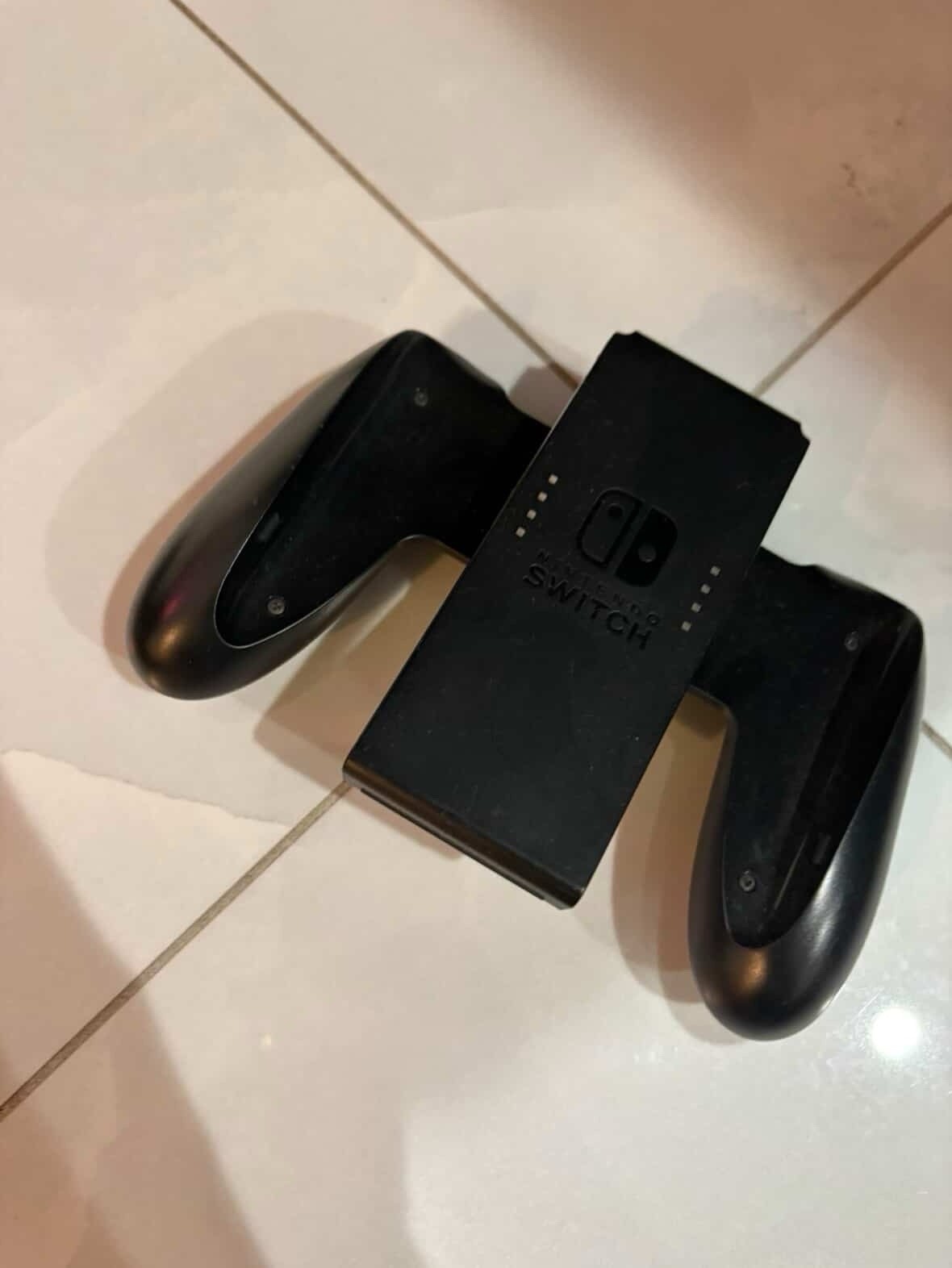 Nintendo Switch OLED, HDMI cable, Joy-Con, Dock, Carrying Case, Grip
