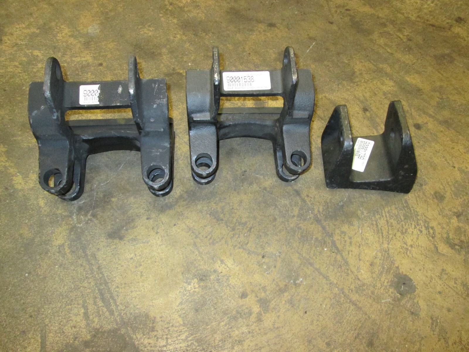 Neway Axle Adpaters for Vehicles part of KME Recall 21V097;  90001739, 90001538