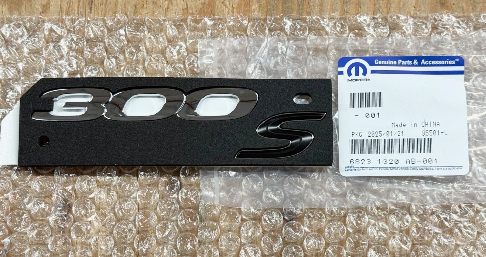 CHROME BLACK EMBLEMS DECAL for 2015-2023 CHRYSLER 300S OEM MOPAR 68231320AB NEW
