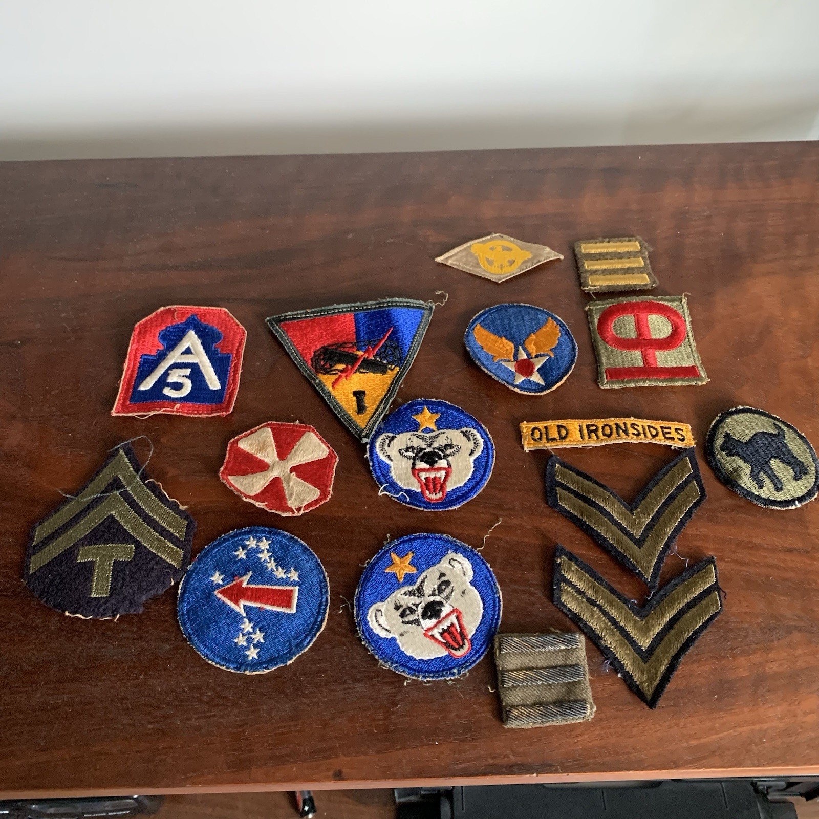 Lot of 16 WW2 U.S. Army Military Patches Worn