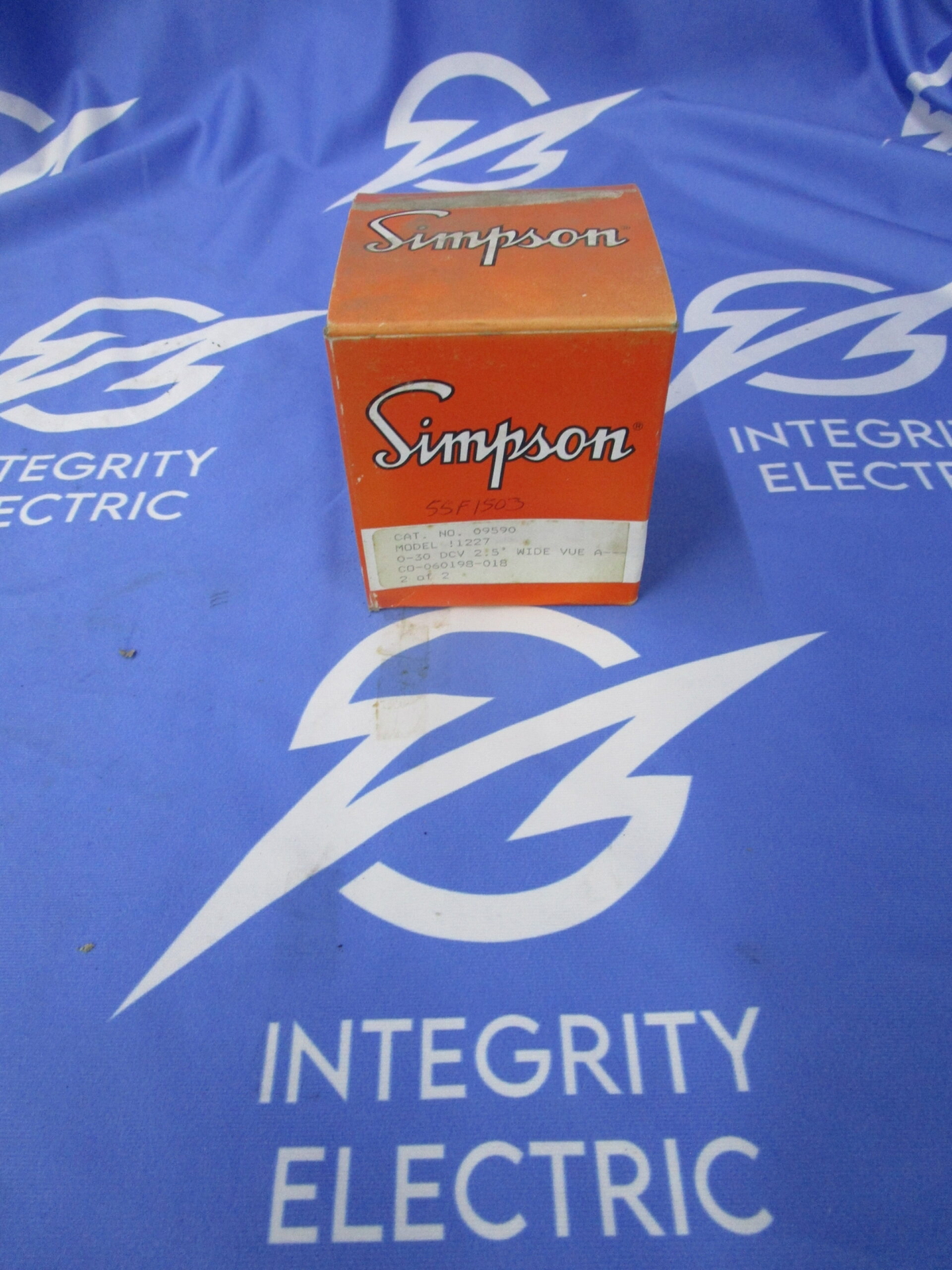 NIB SIMPSON ANALOG PANEL METER 09590 MODEL !1227 1000OHMS AT 60HZ 0-30VDC 1 Y WA
