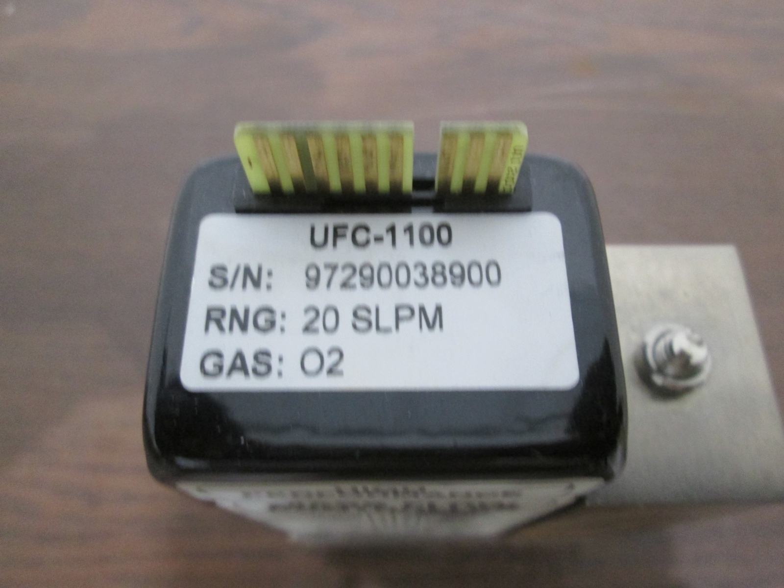 Unit, UFC-1100, 20 SLPM, O2, Mass Flow Controller, 1/4" Port, Used