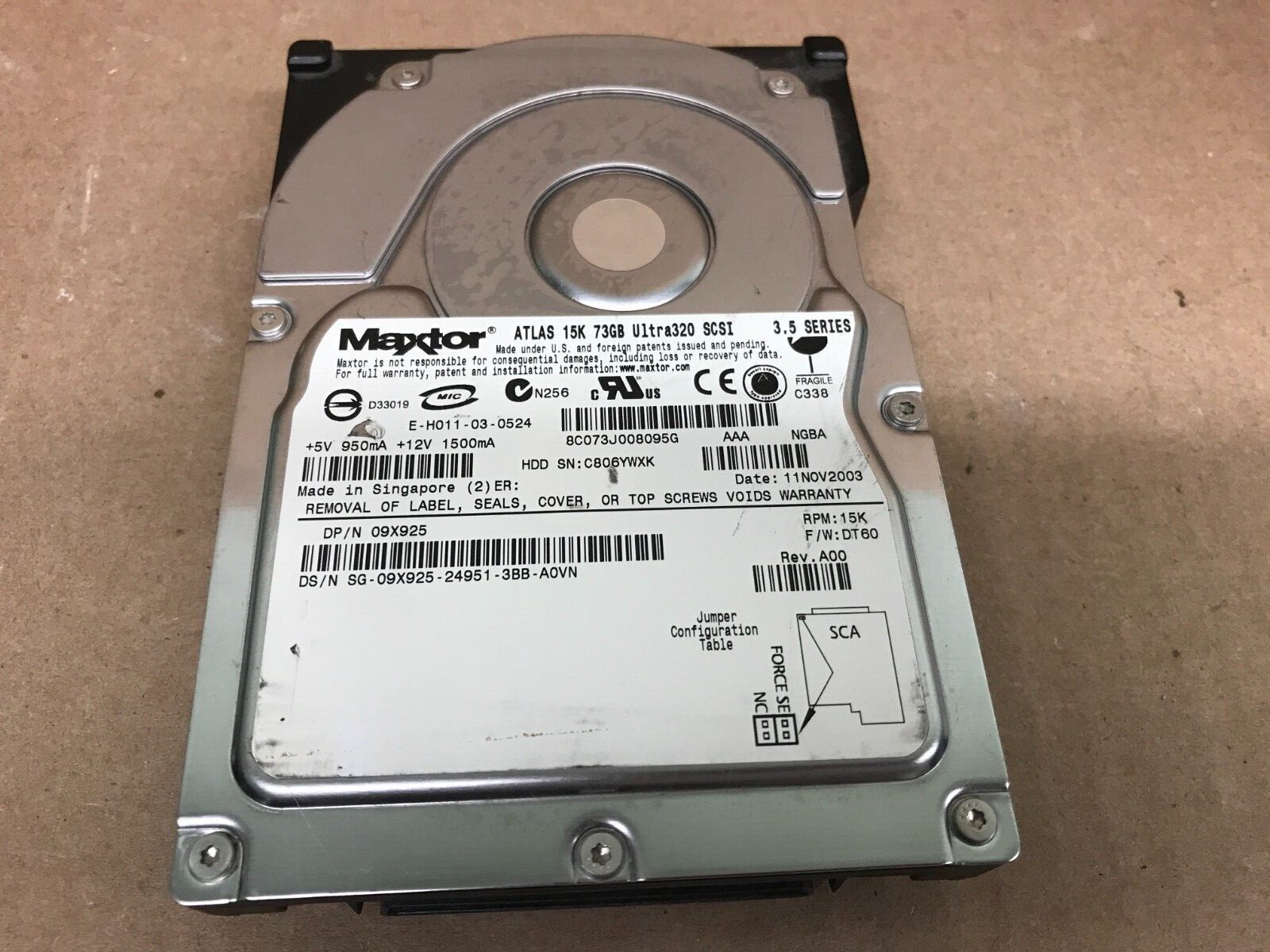 MAXTOR 8C073J008095G 09X925 73GB ATLAS 10K RPM II 3.5IN ULTRA 320 SCSI F/W: DT60