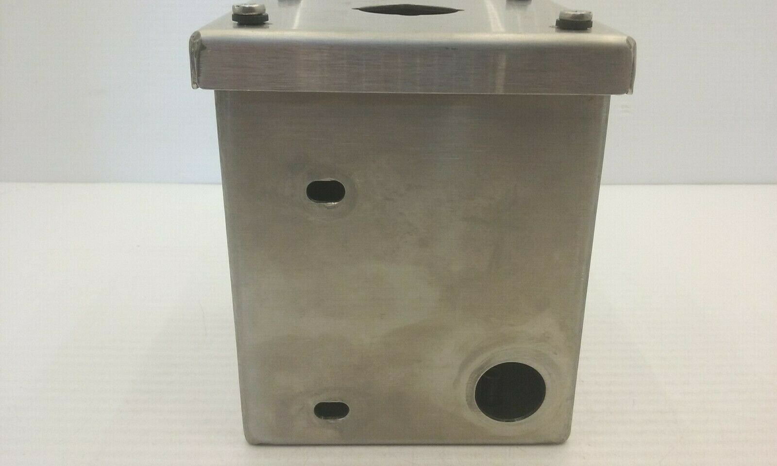SCE 1PBXSS INDUSTRIAL CONTROL P.B. ENCLOSURE STAINLESS 4X UL RATING 12 4X4