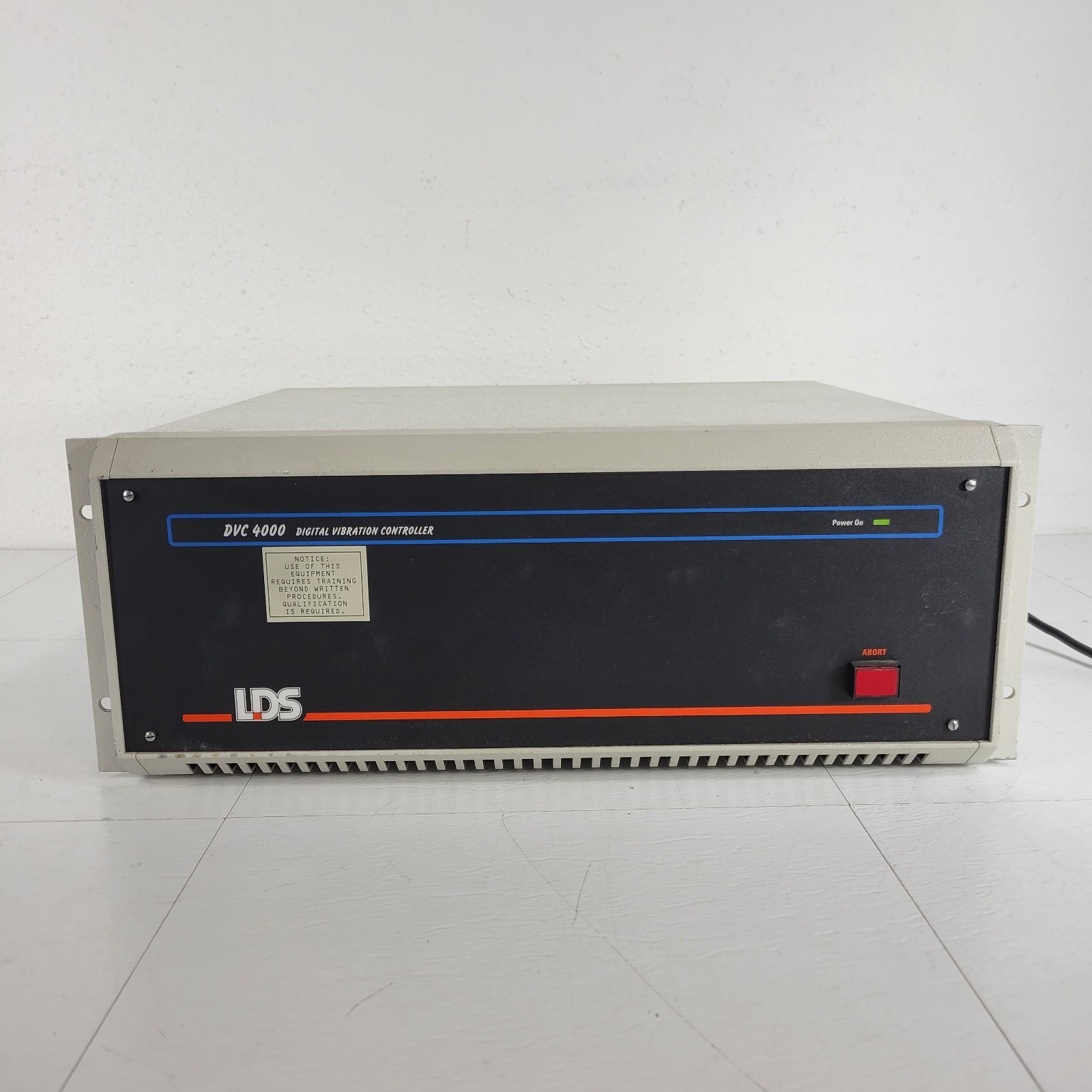 LDS DVC 4000 Digital vibration controller Waveform Generator