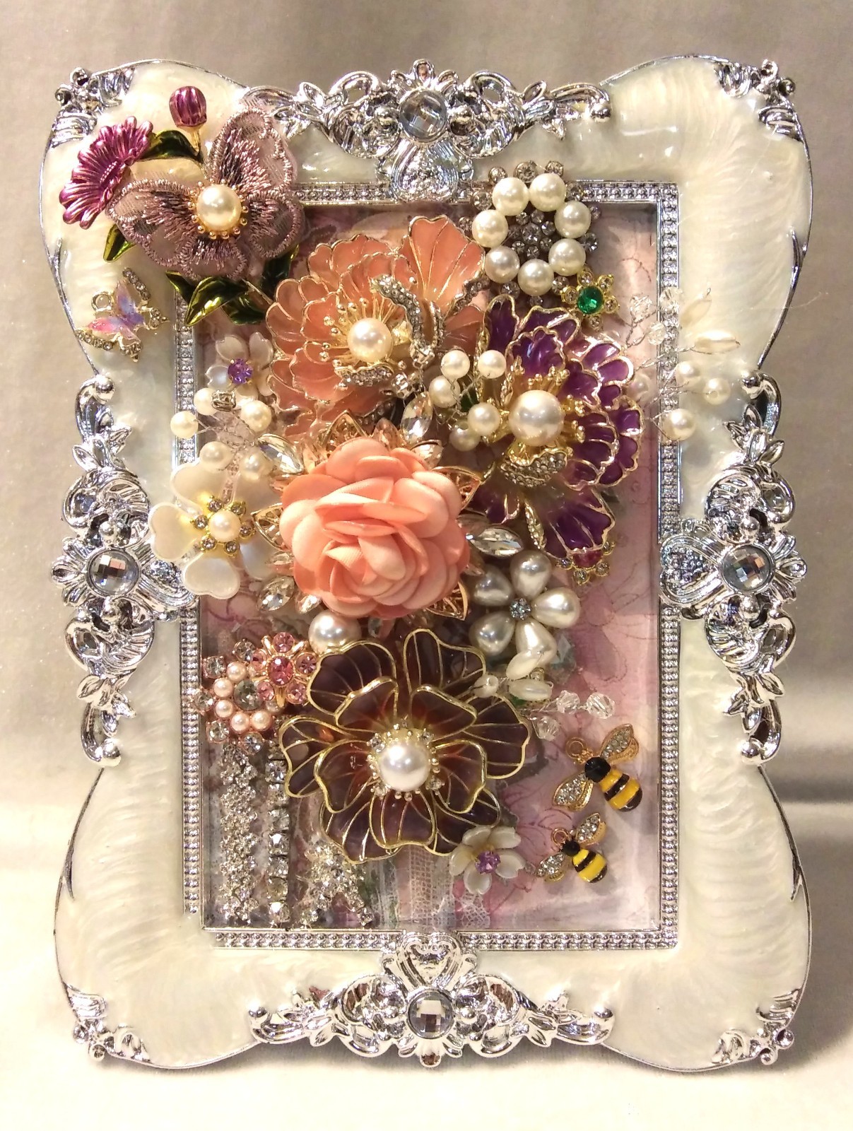JEWELRY ART- Beautiful Rhinestone, Enamel, Faux Pearl Florals and Accents