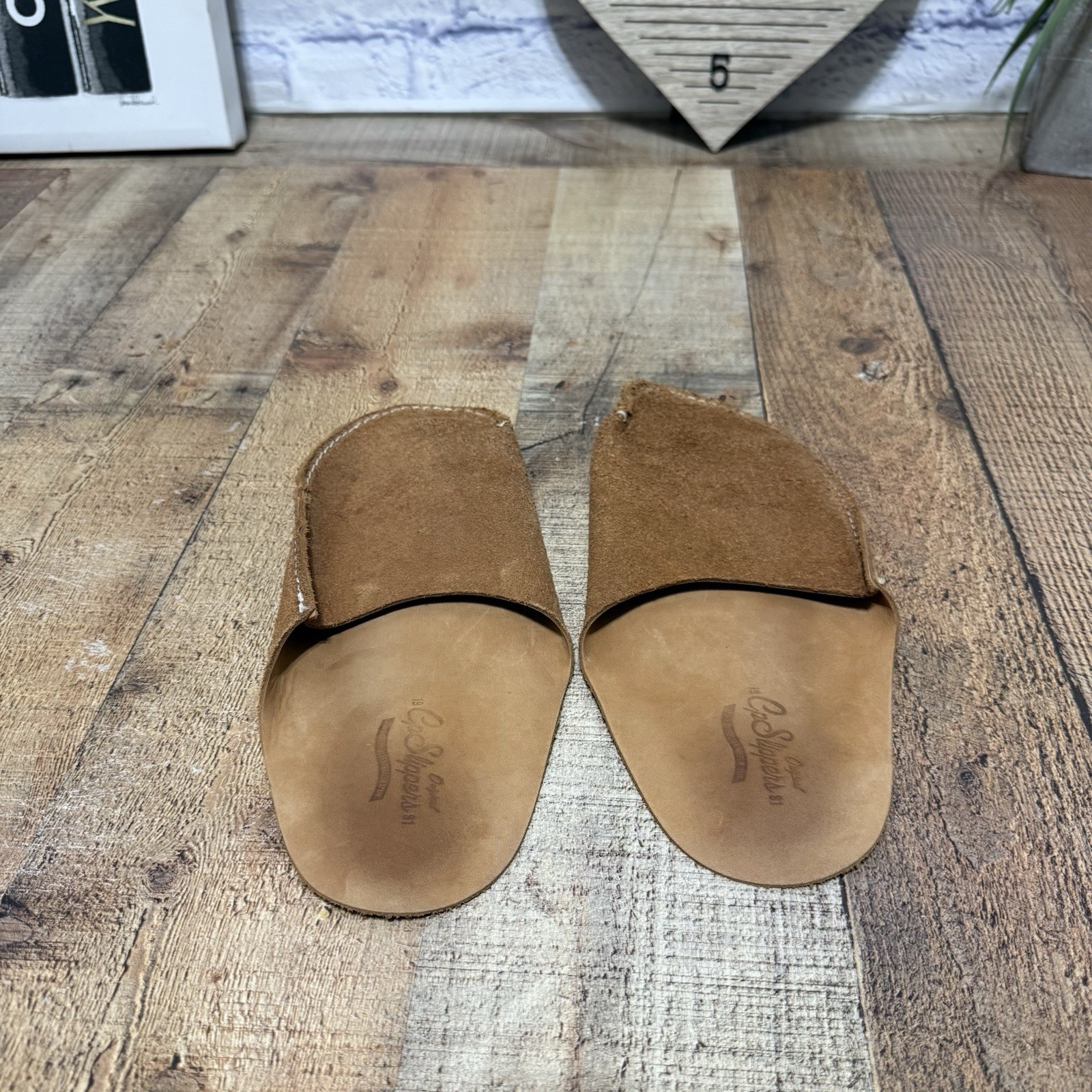 CP Slippers Minimalist Tan Leather Slippers - Large