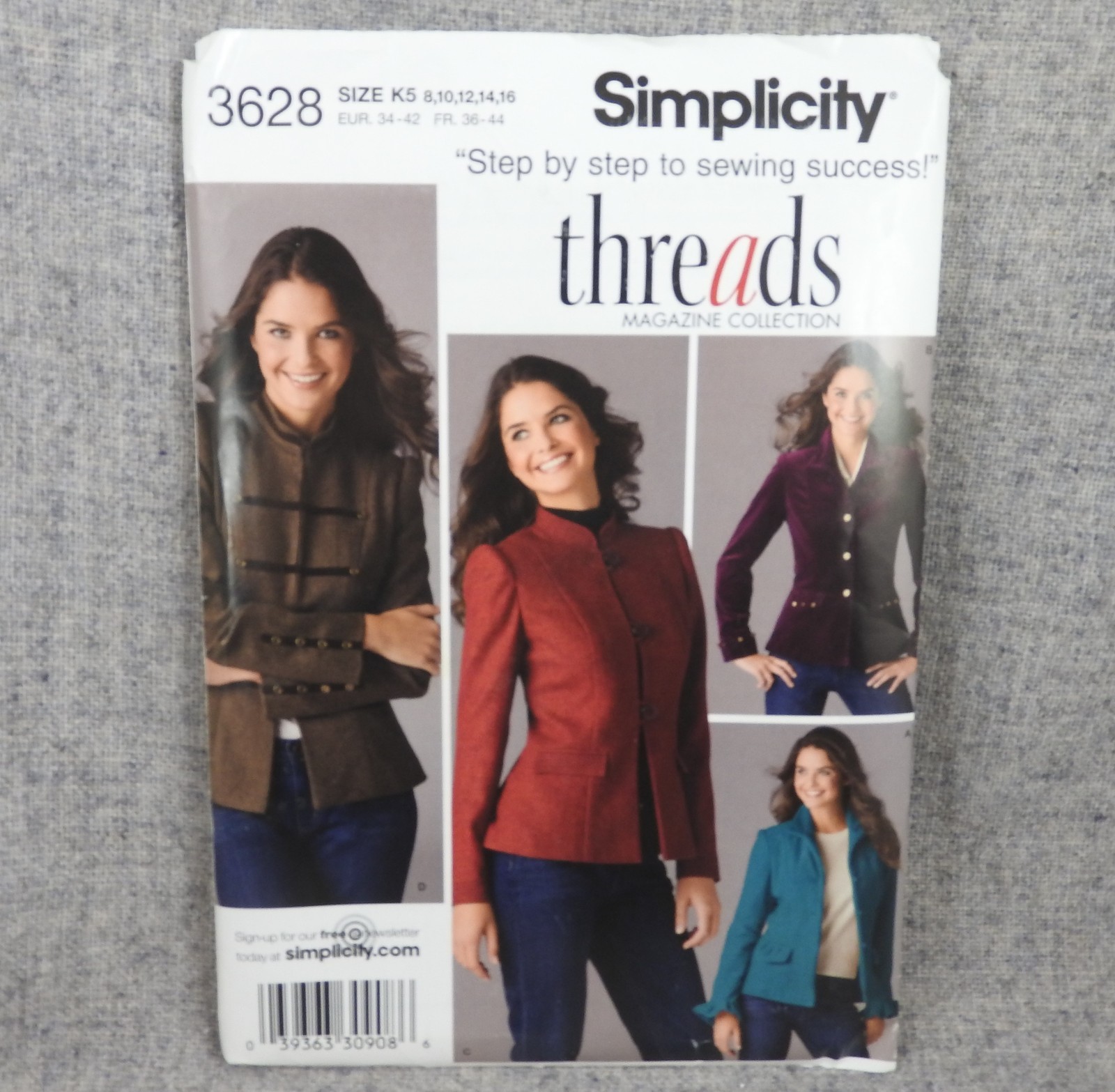 Simplicity 3628 Misses Miss Petite Jacket collar lined sleeves size 8-16 Uncut