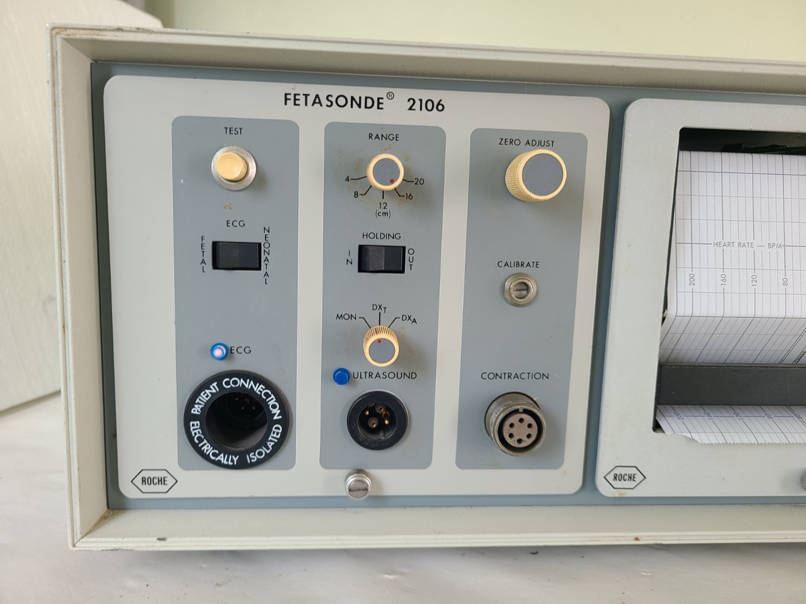 Vintage Model 2106 FETASONDE unit ROCHE, Powers Up, AS IS UNTESTED
